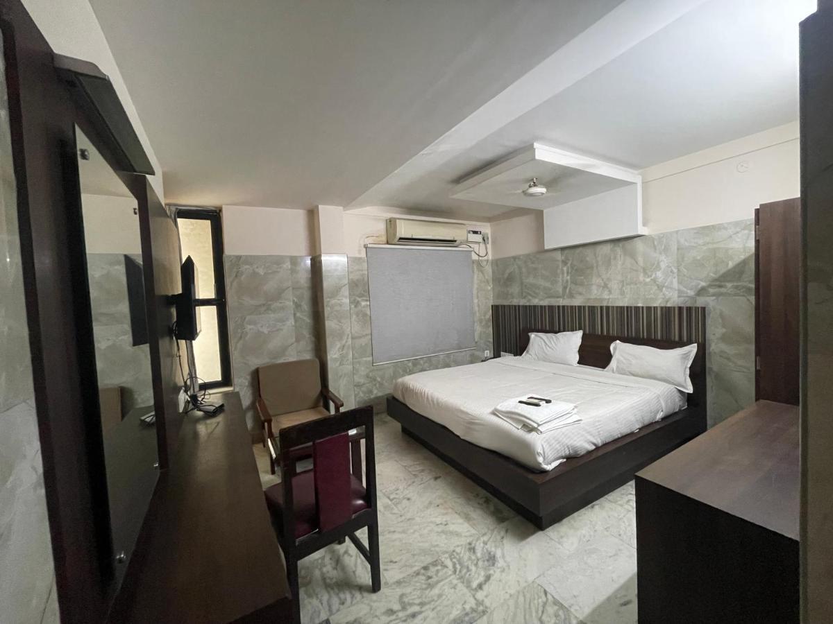 Hotel Joyce Chennai Zewnętrze zdjęcie
